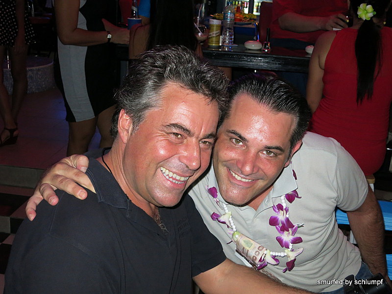 2014-08-10  Smurf Bar