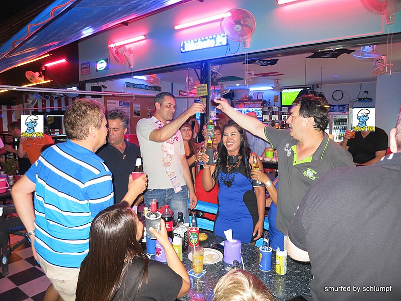 2014-08-10  Smurf Bar