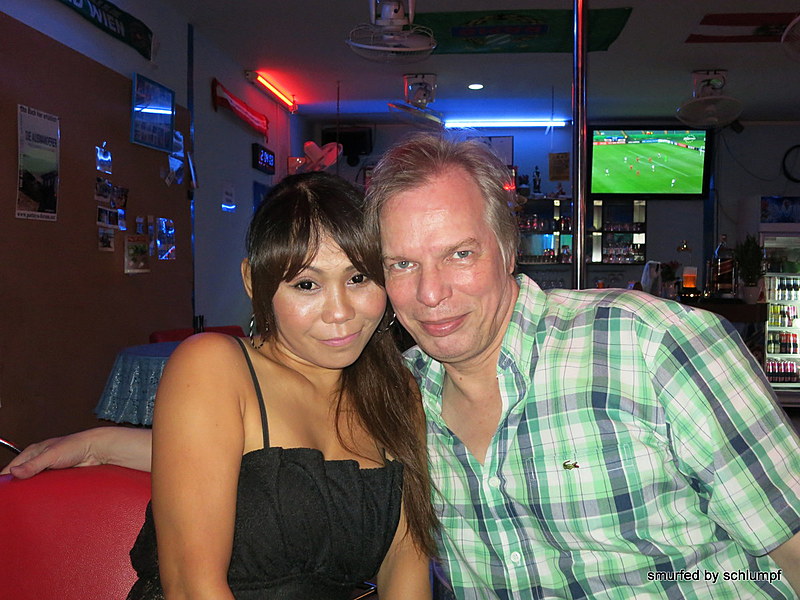 2014-08-10  Smurf Bar