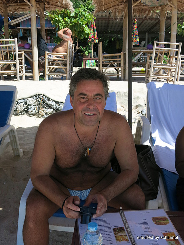 2014-08-11  Smurf Bar