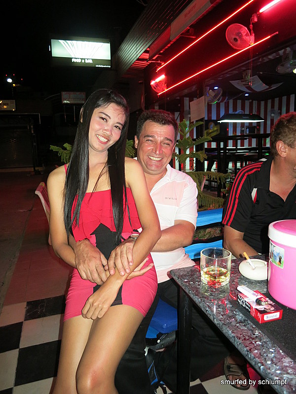 2014-08-12  Smurf Bar