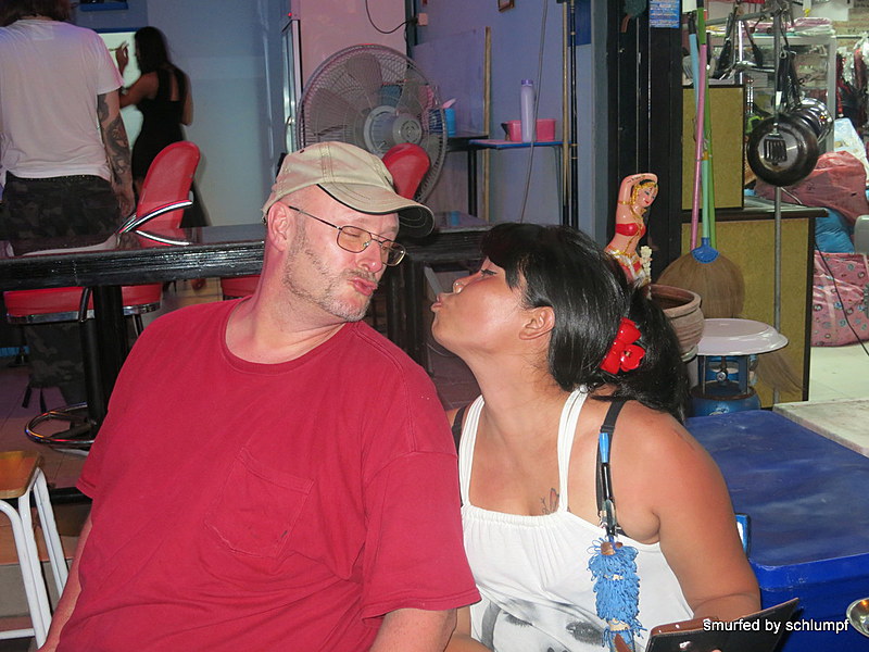 2014-08-12  Smurf Bar