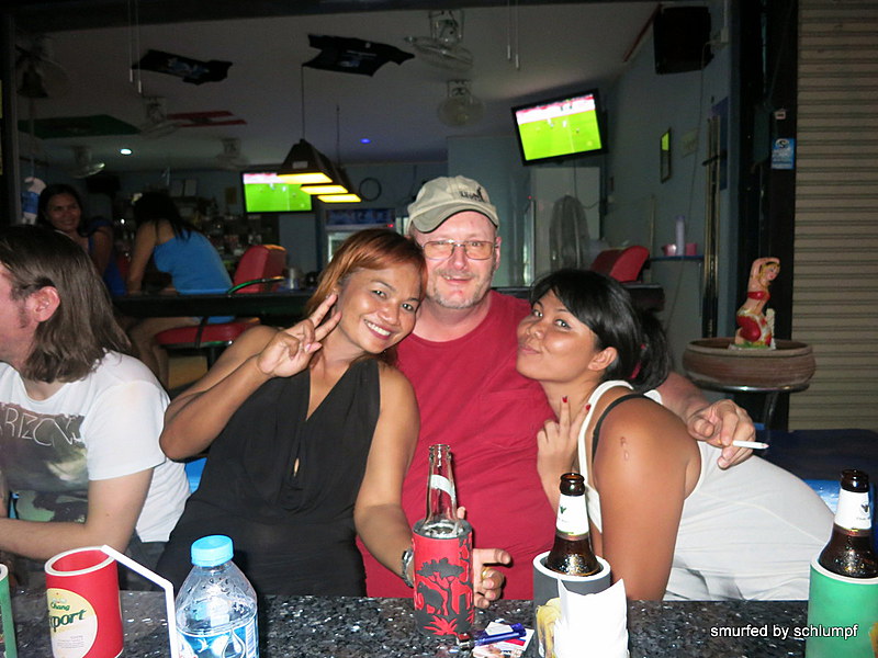 2014-08-12  Smurf Bar