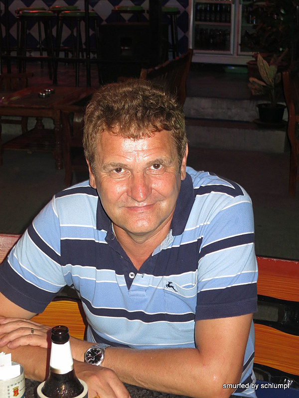 2014-08-13  Smurf Bar