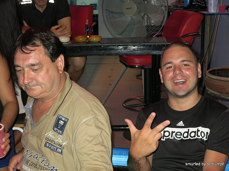 2014-08-13  Smurf Bar