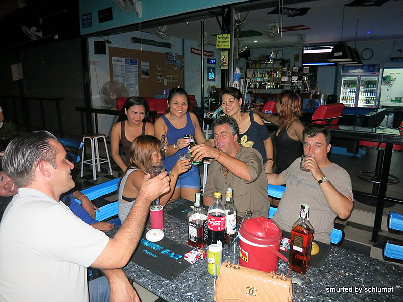 2014-08-14  Smurf Bar
