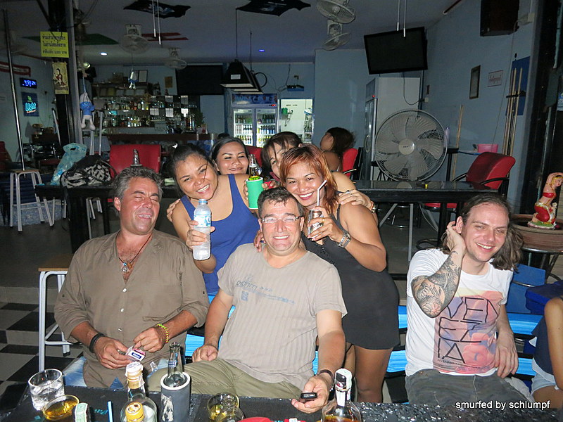 2014-08-14  Smurf Bar