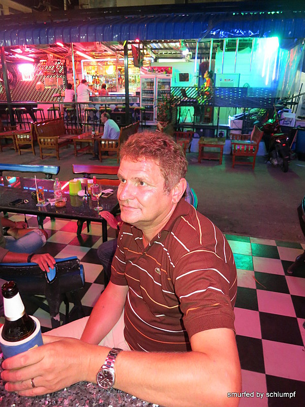 2014-08-14  Smurf Bar