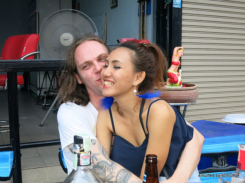 2014-08-14  Smurf Bar