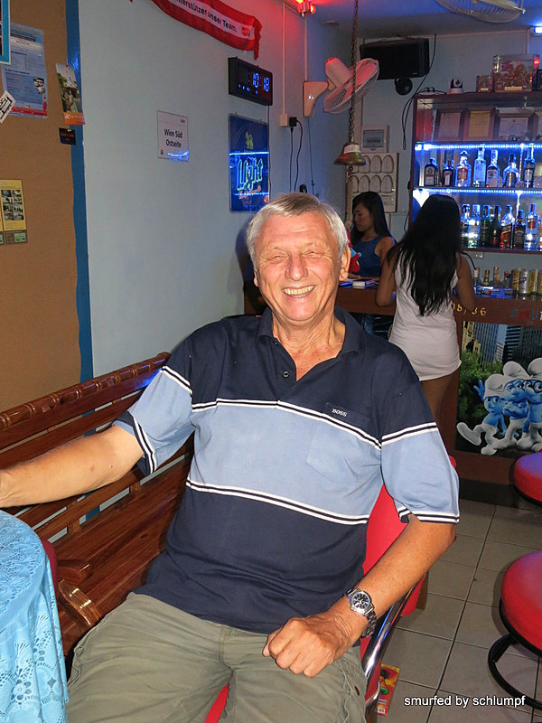 2014-08-16  Smurf Bar