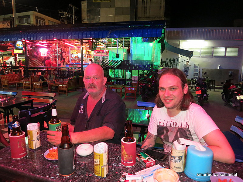 2014-08-16  Smurf Bar