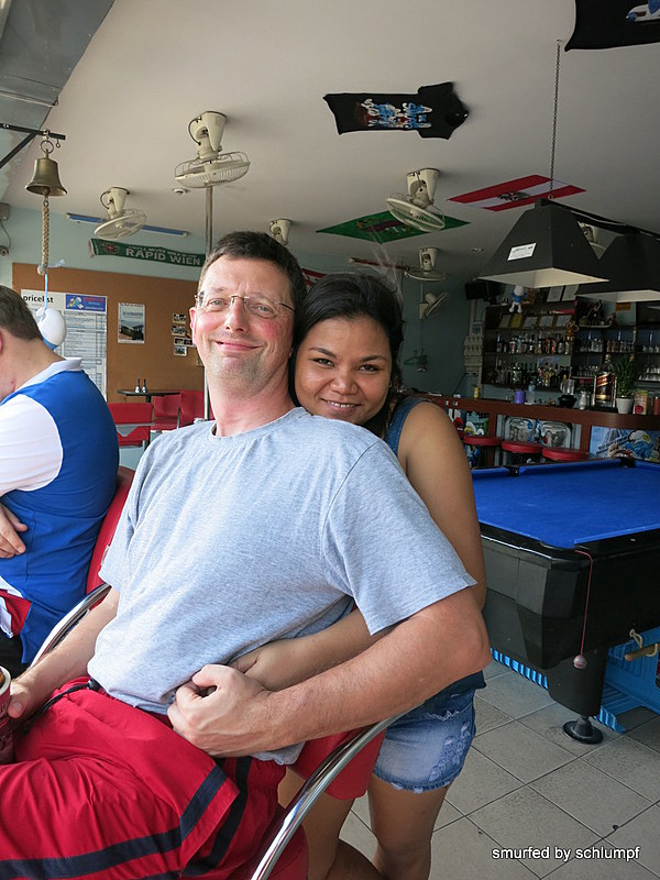 2014-08-17  Smurf Bar