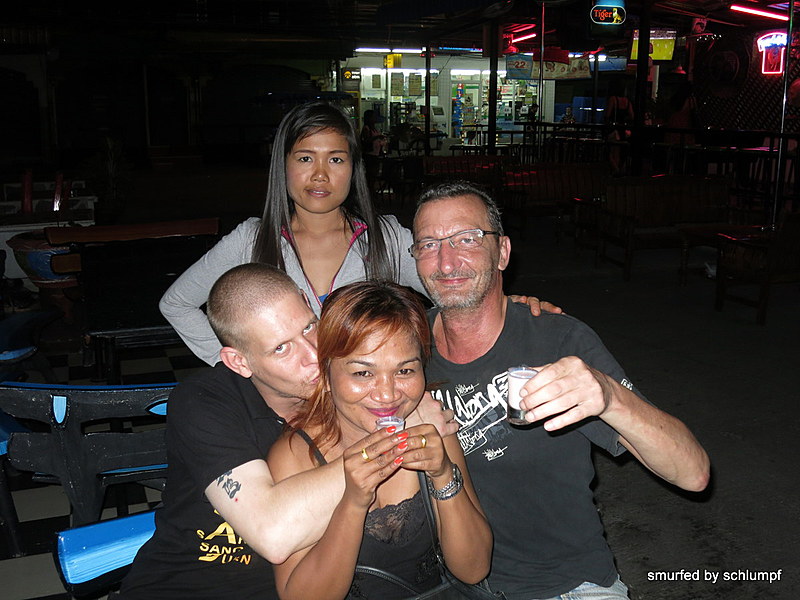 2014-08-17  Smurf Bar