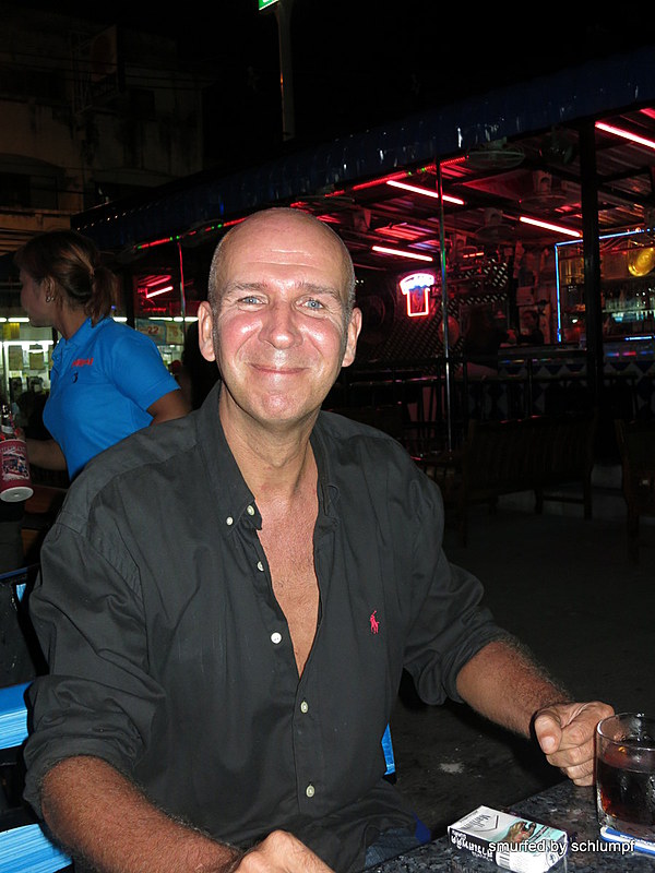 2014-08-18  Smurf Bar