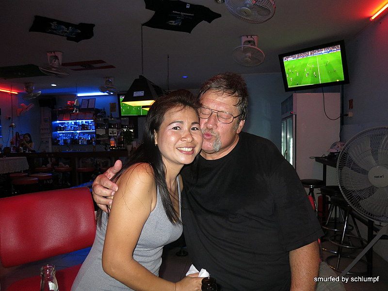 2014-08-20  Smurf Bar