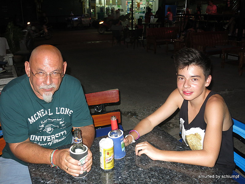 2014-08-21 Smurf Bar