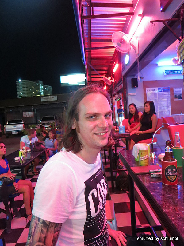 2014-08-23 Smurf Bar