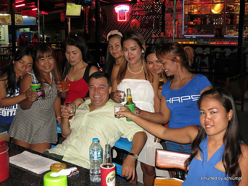 2014-08-24  Smurf Bar