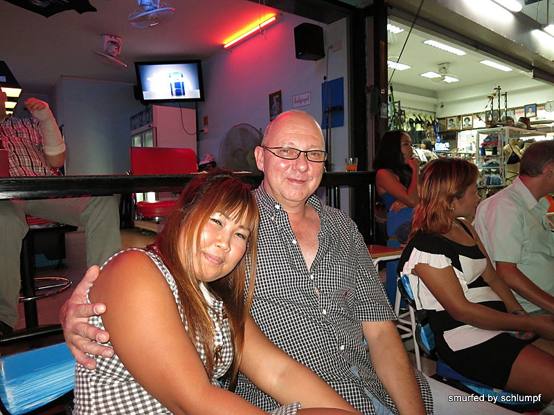 2014-08-24  Smurf Bar