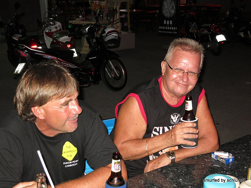 2014-08-24  Smurf Bar