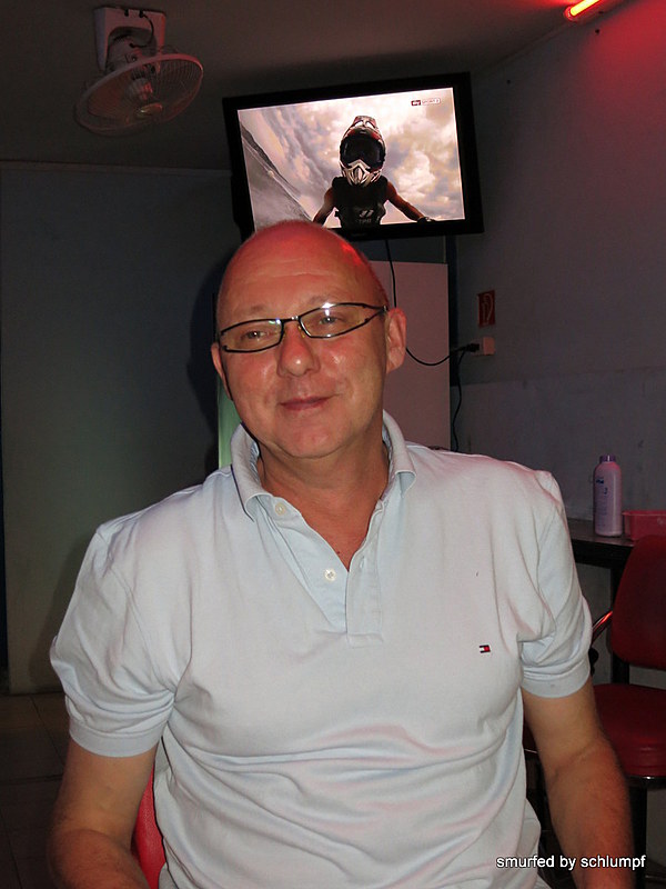 2014-08-25  Smurf Bar