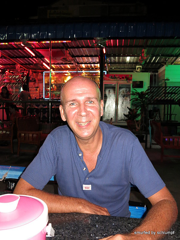 2014-08-25  Smurf Bar