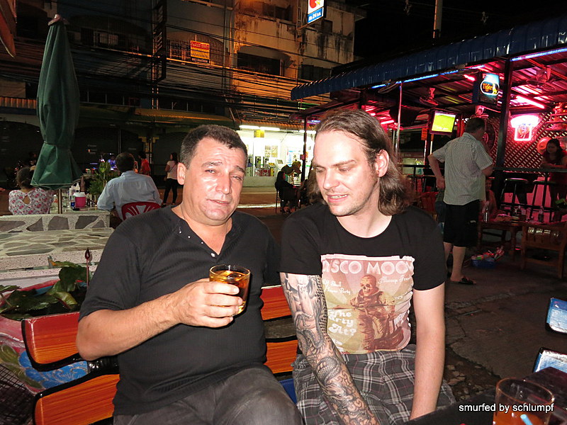 2014-08-25  Smurf Bar