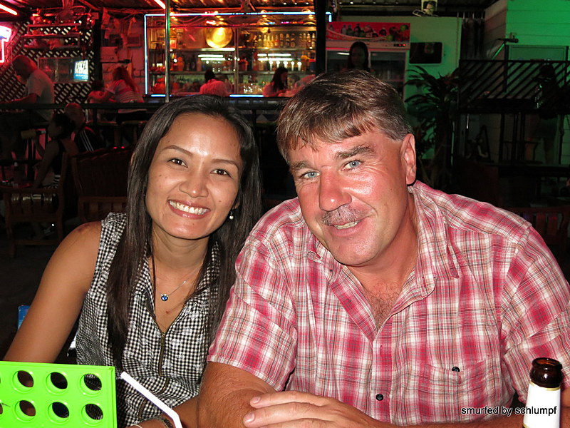 2014-08-26  Smurf Bar