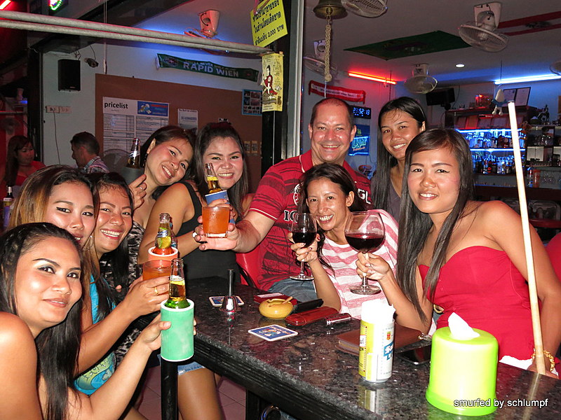 2014-08-27  Smurf Bar