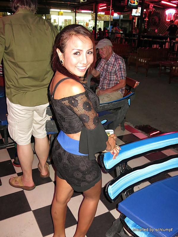 2014-08-27  Smurf Bar