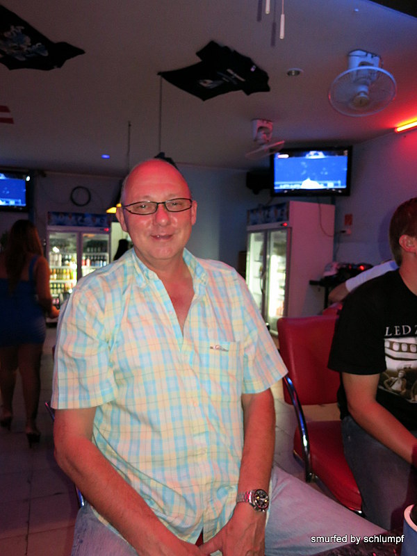 2014-08-29  Smurf Bar