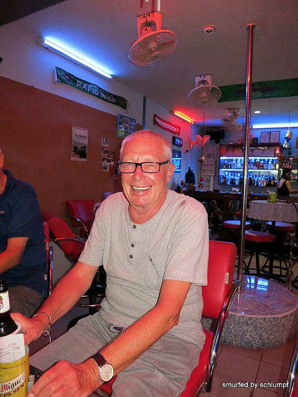 2014-08-30  Smurf Bar