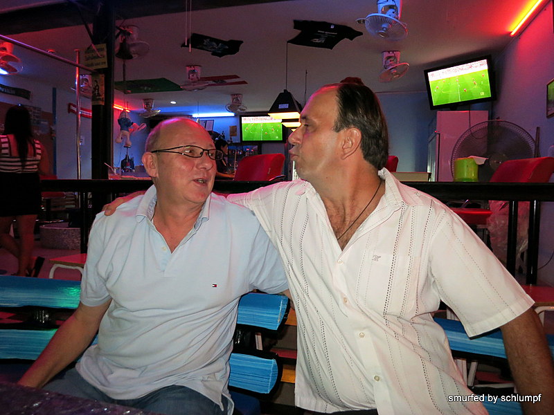 2014-08-31  Smurf Bar