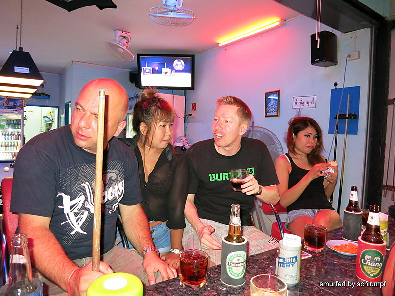 2014-09-02  Smurf Bar