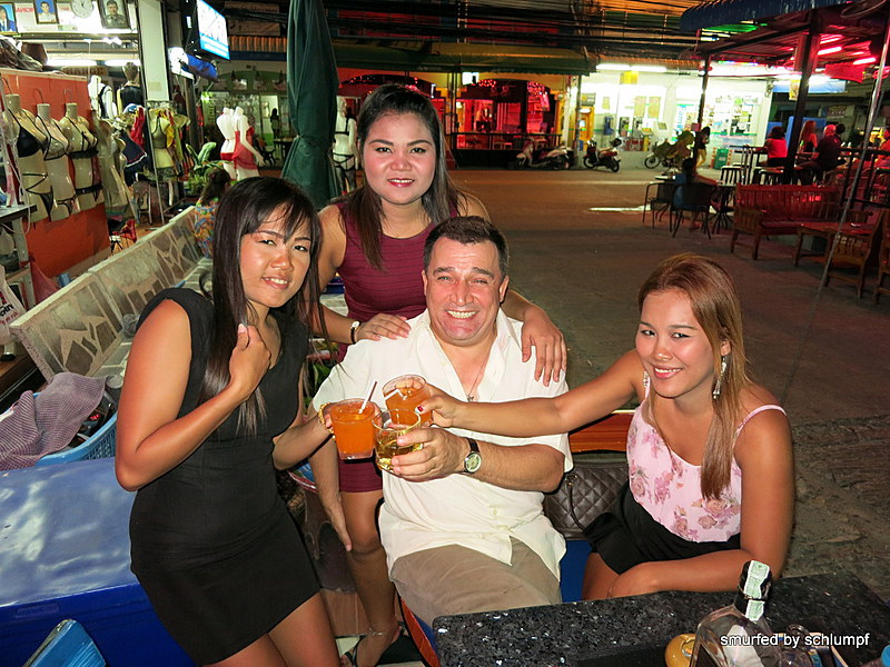 2014-09-03  Smurf Bar