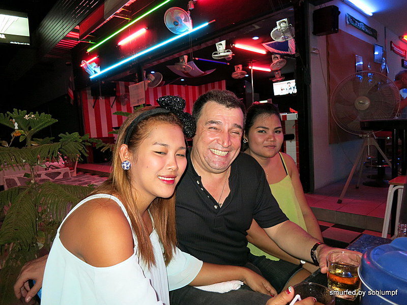 2014-09-04  Smurf Bar