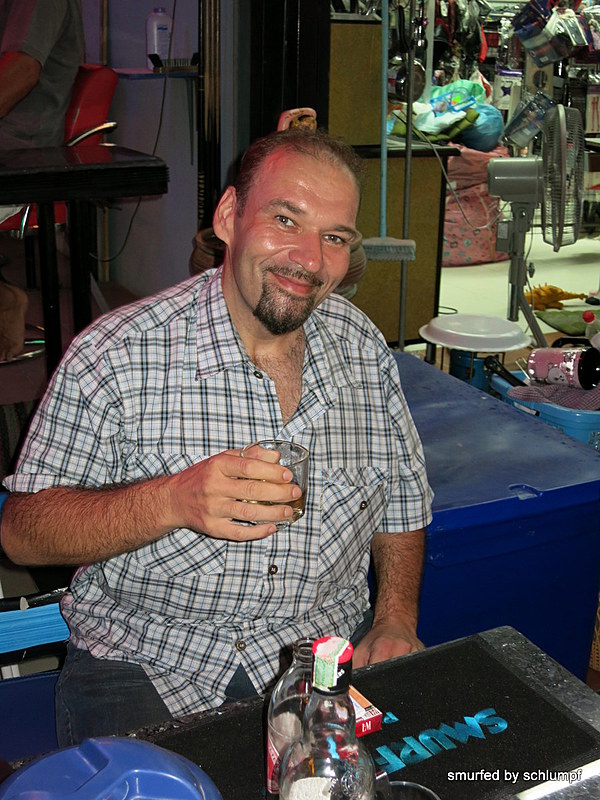 2014-09-05  Smurf Bar