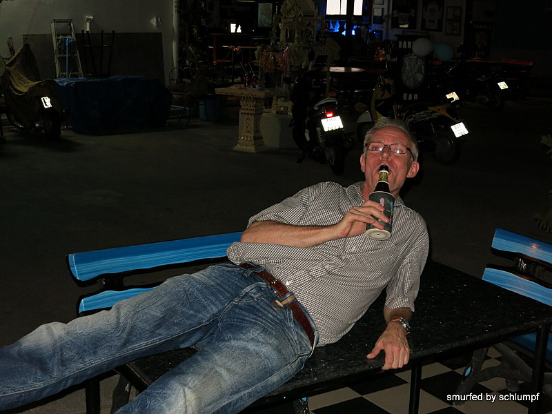 2014-09-05  Smurf Bar