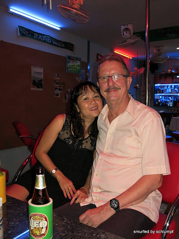 2014-09-05  Smurf Bar