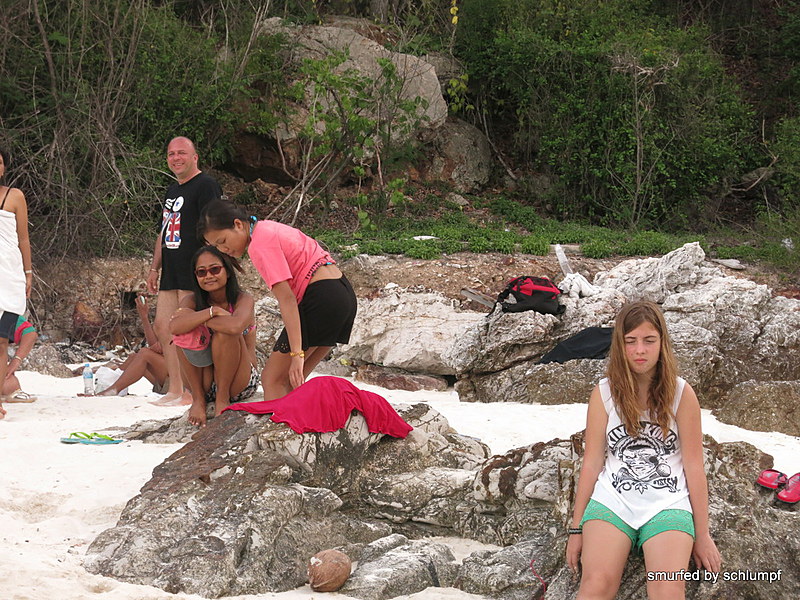 2014-09-06  Smurf Bar