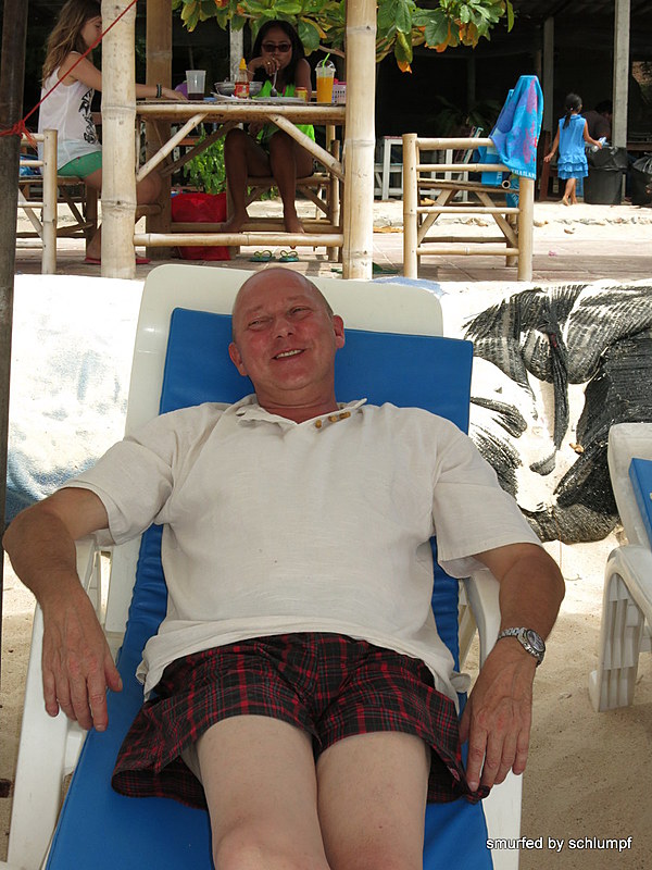 2014-09-06  Smurf Bar