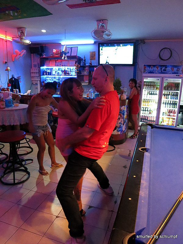 2014-09-07  Smurf Bar