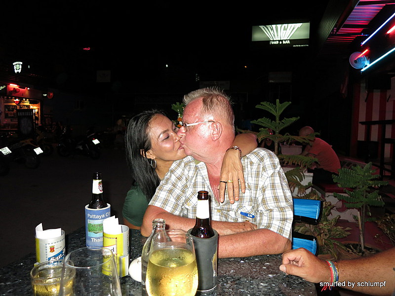 2014-09-10  Smurf Bar