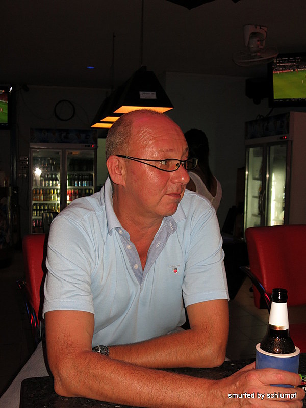 2014-09-11  Smurf Bar