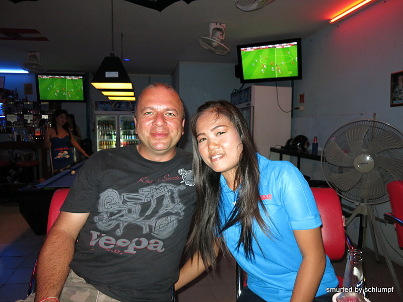 2014-09-12  Smurf Bar