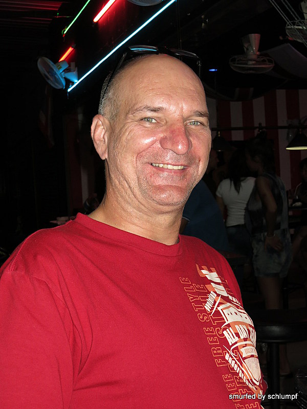 2014-09-12  Smurf Bar