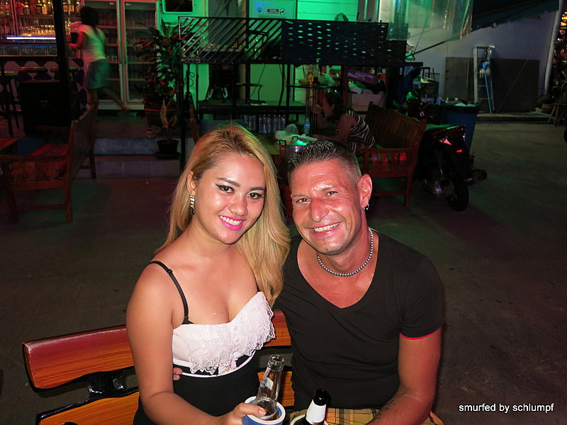 2014-09-13  Smurf Bar