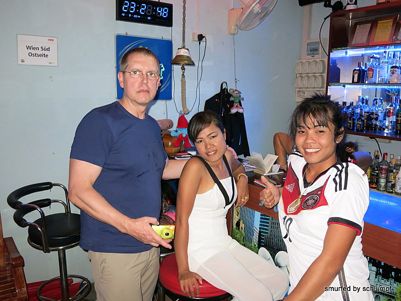 2014-09-13  Smurf Bar