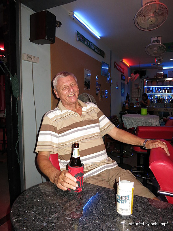 2014-09-13  Smurf Bar