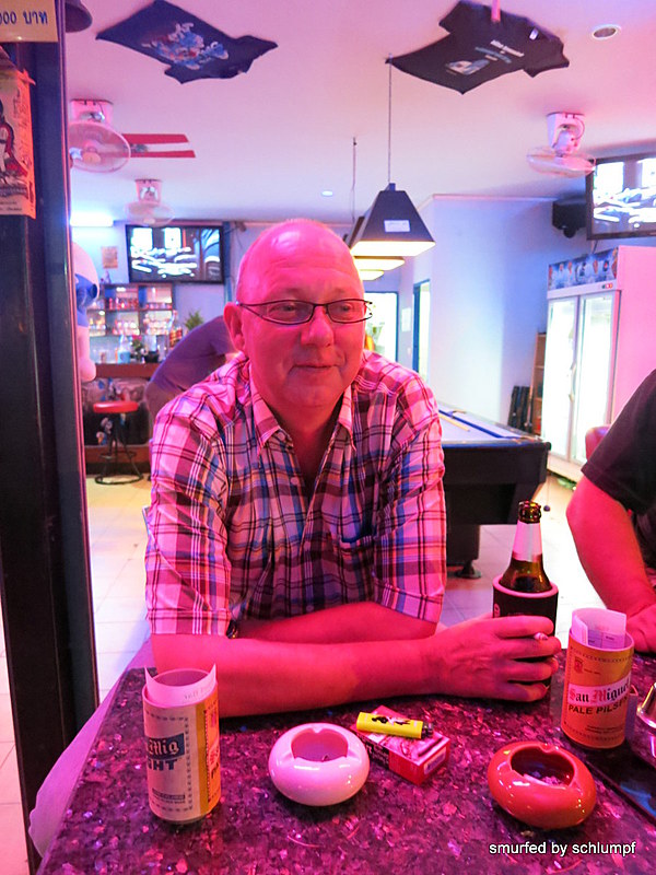 2014-09-13  Smurf Bar